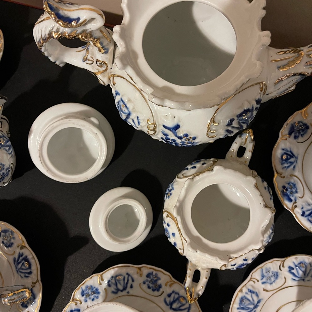 Royal Vienna Fine Porcelain Tea Set Blue White Gold China Wow Antique VTG Rare - Picture 11 of 16